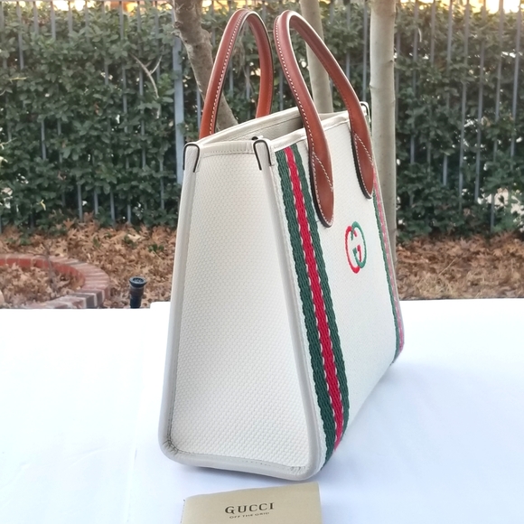 Fabulous Rare statement Auth Gucci Off The Grid  Bucket Tote handbag - Picture 7 of 16